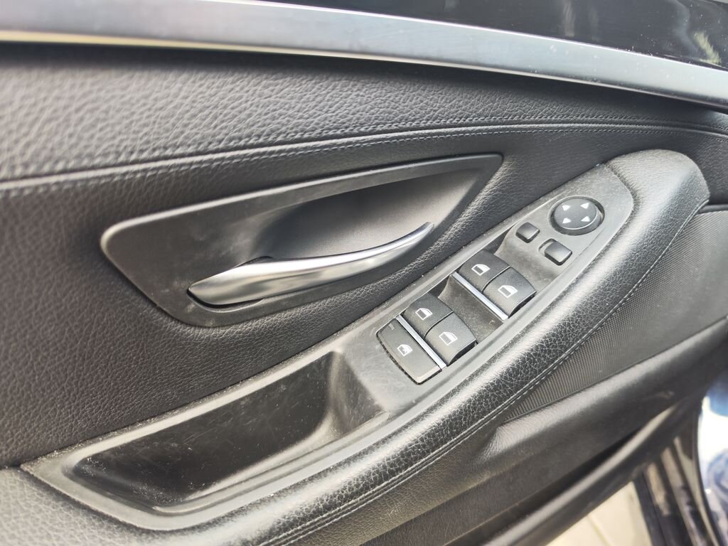 BMW Řada 5 Sedan / Limuzína 2,0 l 140 kw