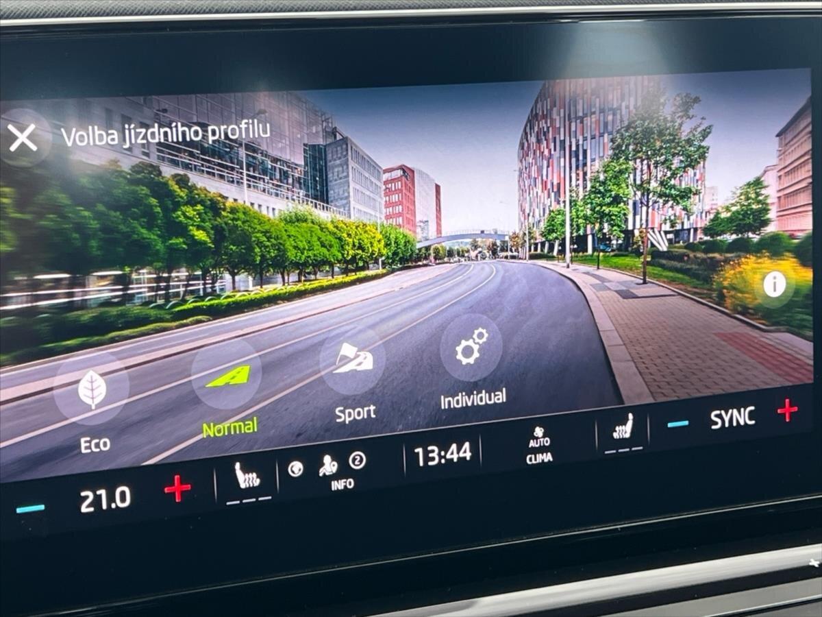 Škoda Octavia Kombi 2,0 l 85 kw