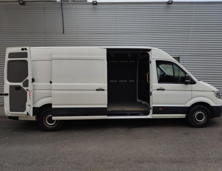 Volkswagen Crafter 18