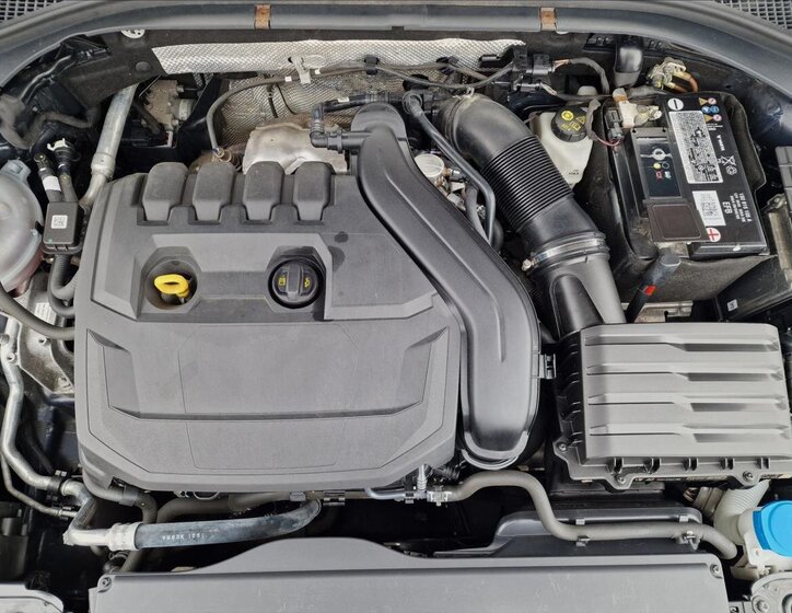 Škoda Superb Kombi 1,5 l 110 kw