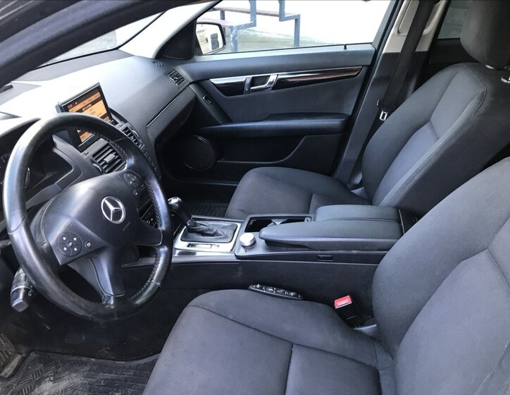 Mercedes-Benz Třídy C Kombi 1,8 l 135 kw