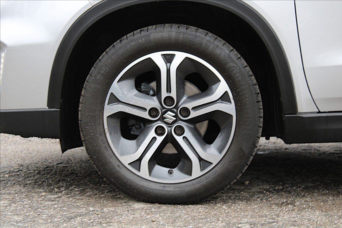 Suzuki Vitara SUV 1,6 l 88 kw