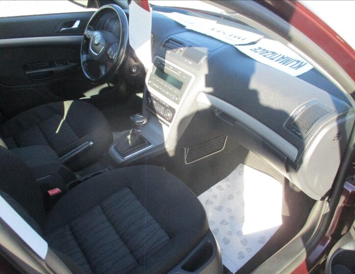 Škoda Octavia Sedan / Limuzína 2,0 l 103 kw