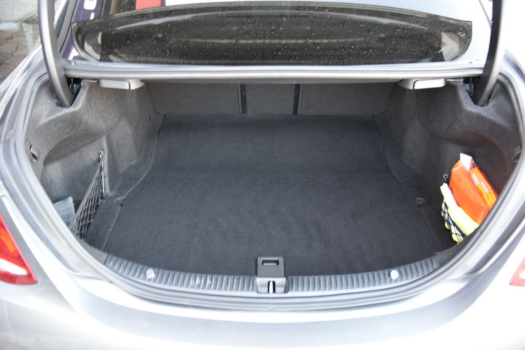 Mercedes-Benz Třídy C Sedan / Limuzína 2,1 l 125 kw