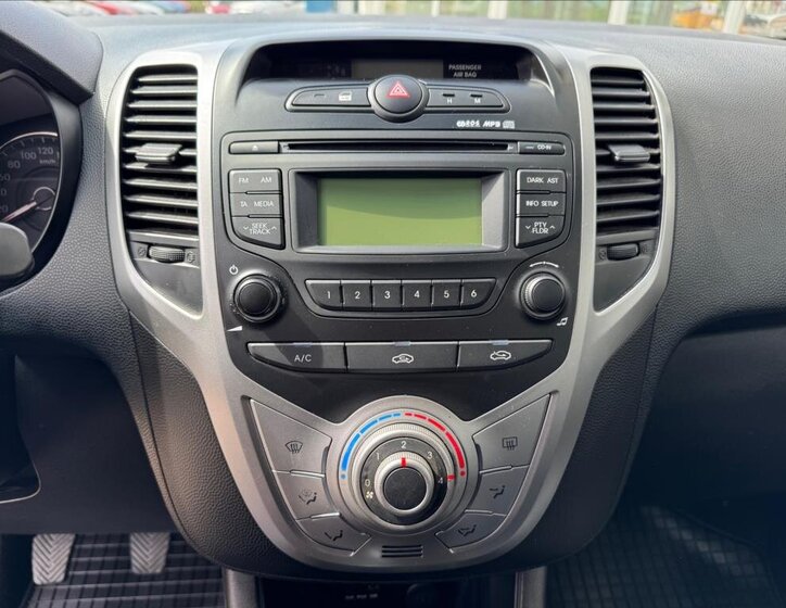 Hyundai ix20 MPV 1,4 l 66 kw