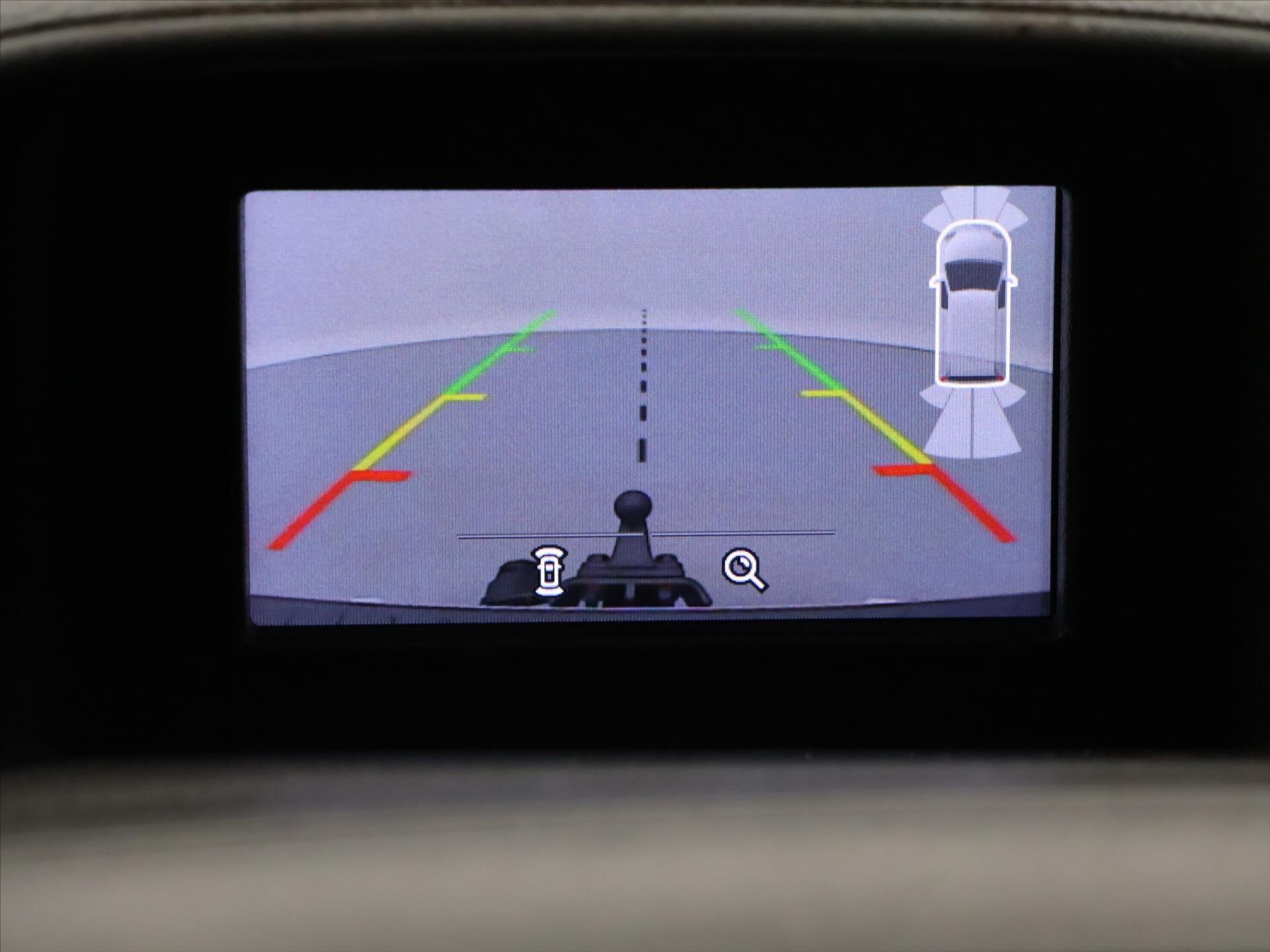 Ford Tourneo Custom Kombi 2,0 l 125 kw