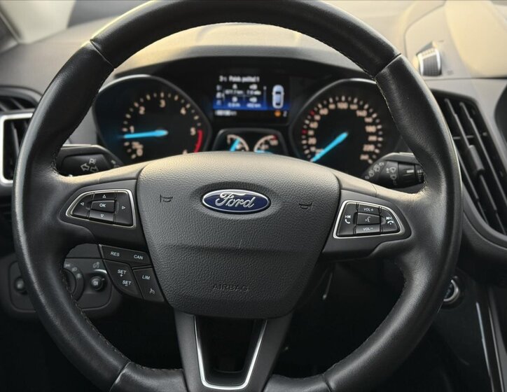 Ford Kuga SUV 2,0 l 110 kw