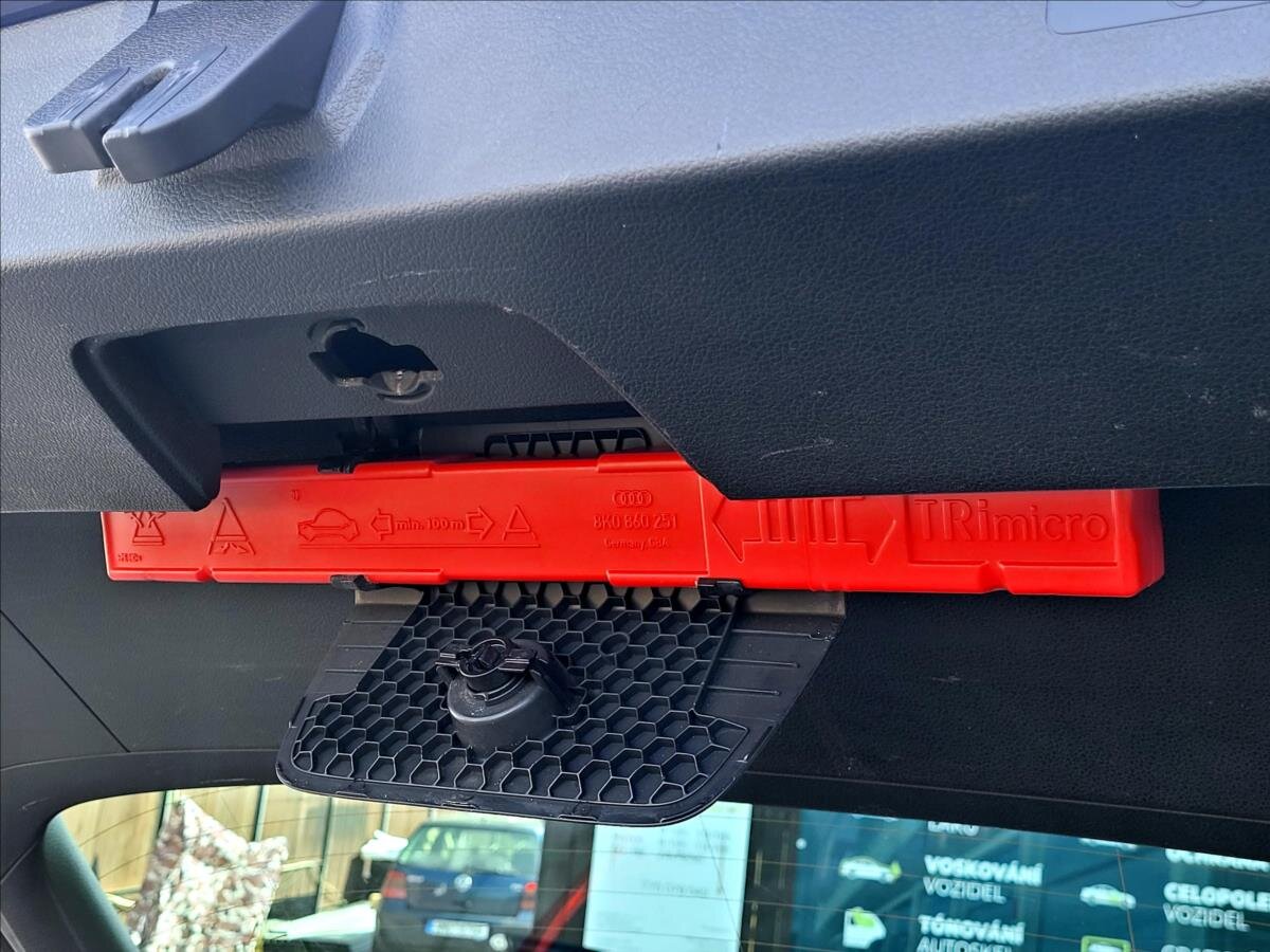 Volkswagen Golf Kombi 1,6 l 77 kw