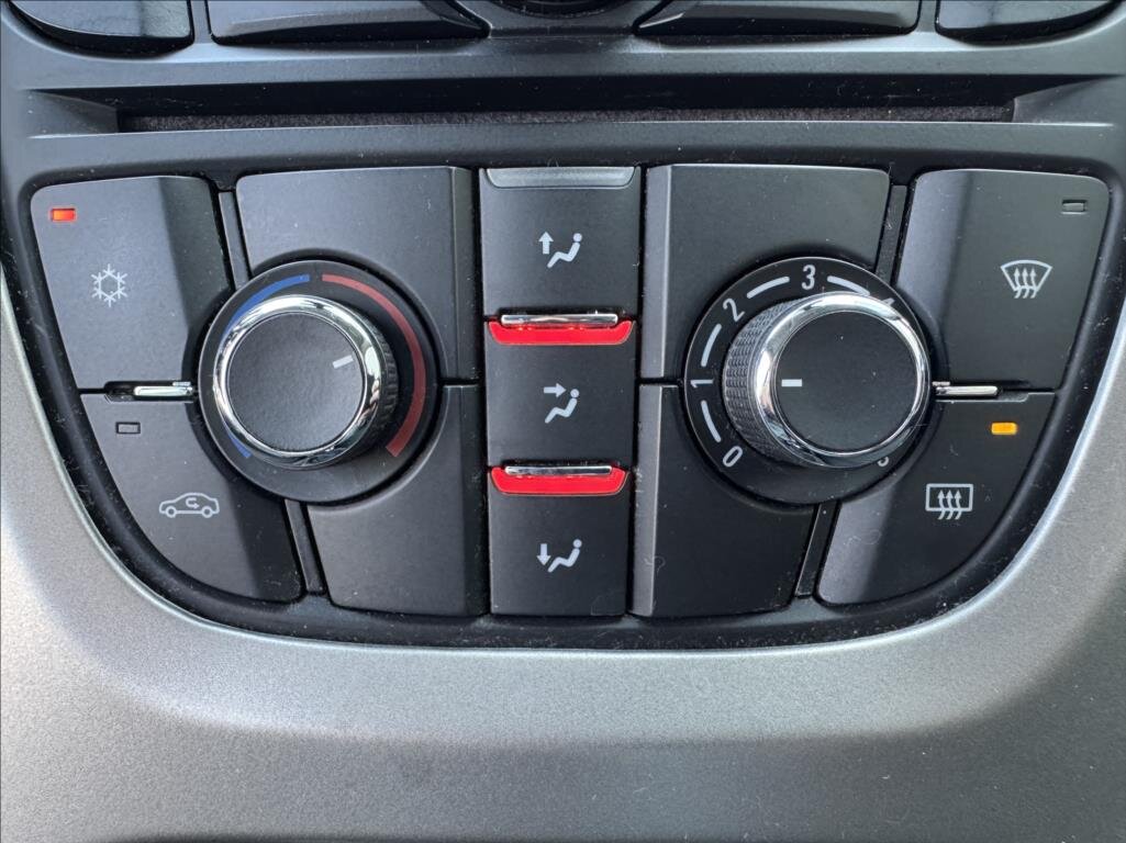 Opel Astra Hatchback 1,4 l 103 kw