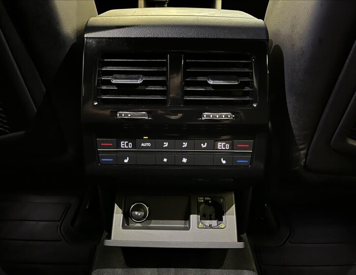 Volkswagen Touareg SUV 4,0 l 310 kw