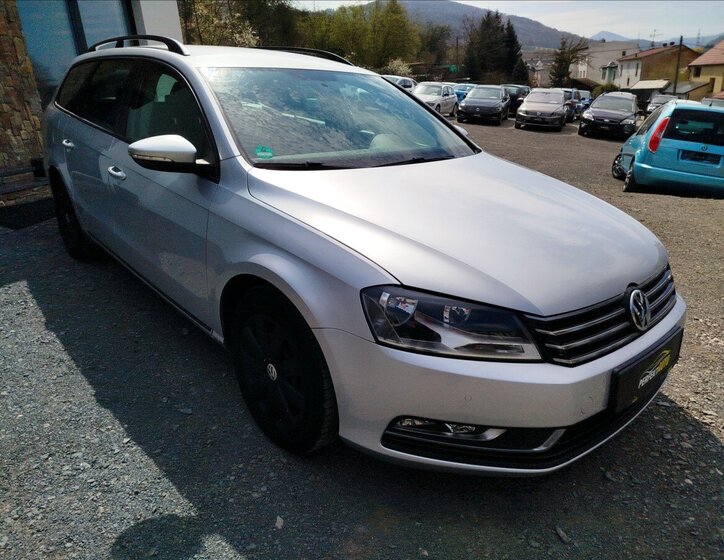 Volkswagen Passat Kombi 2,0 l 103 kw
