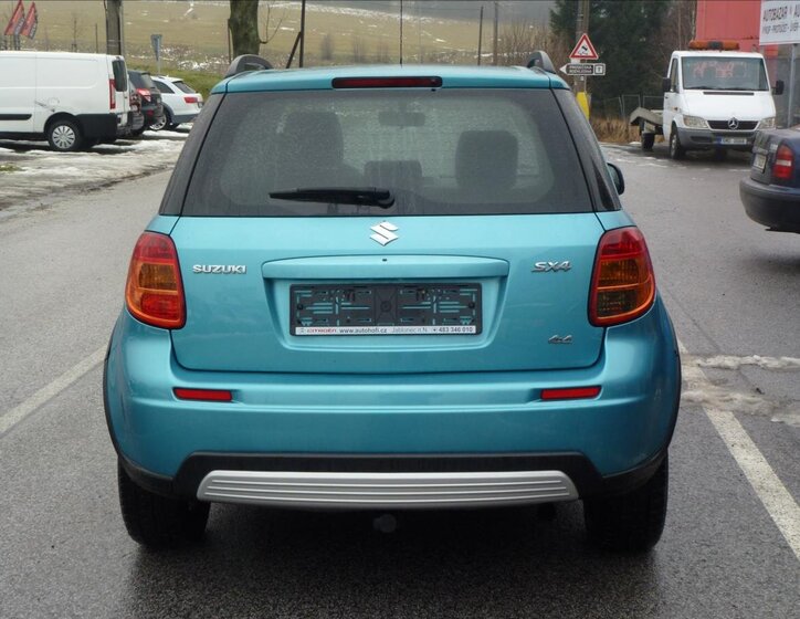 Suzuki SX4 Hatchback 1,9 l 88 kw