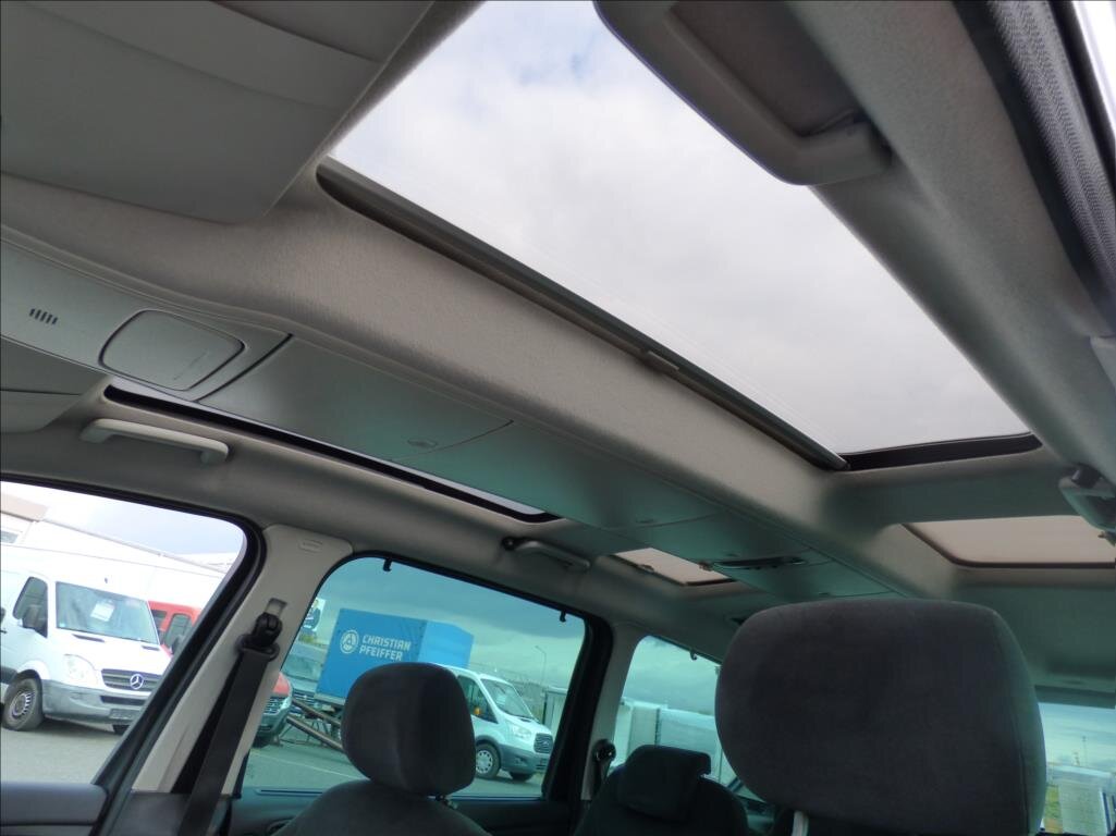 Ford Galaxy MPV 2,0 l 103 kw