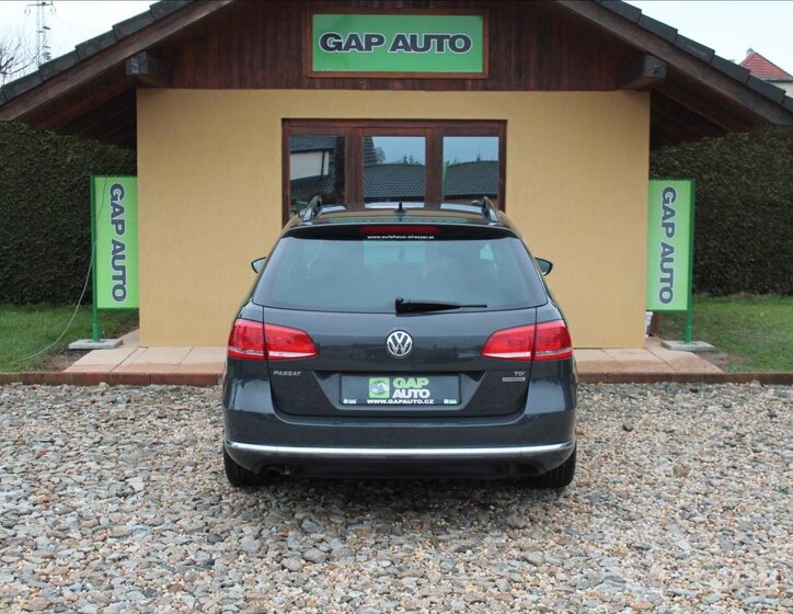 Volkswagen Passat Kombi 1,6 l 77 kw