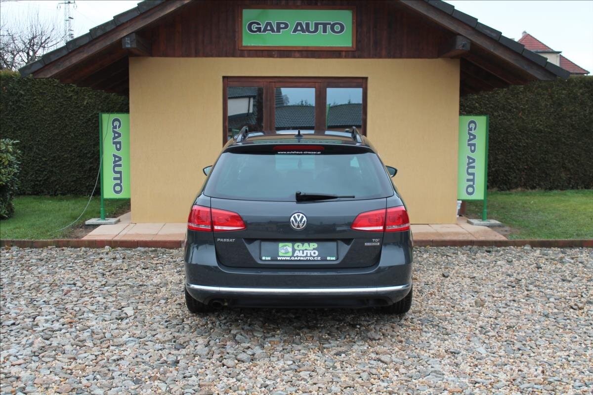 Volkswagen Passat Kombi 1,6 l 77 kw