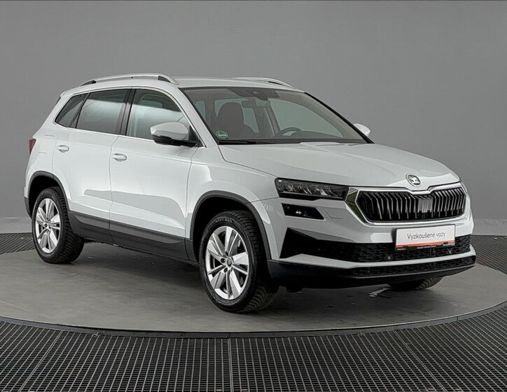 Škoda Karoq SUV / Terénní 1,5 l 110 kw