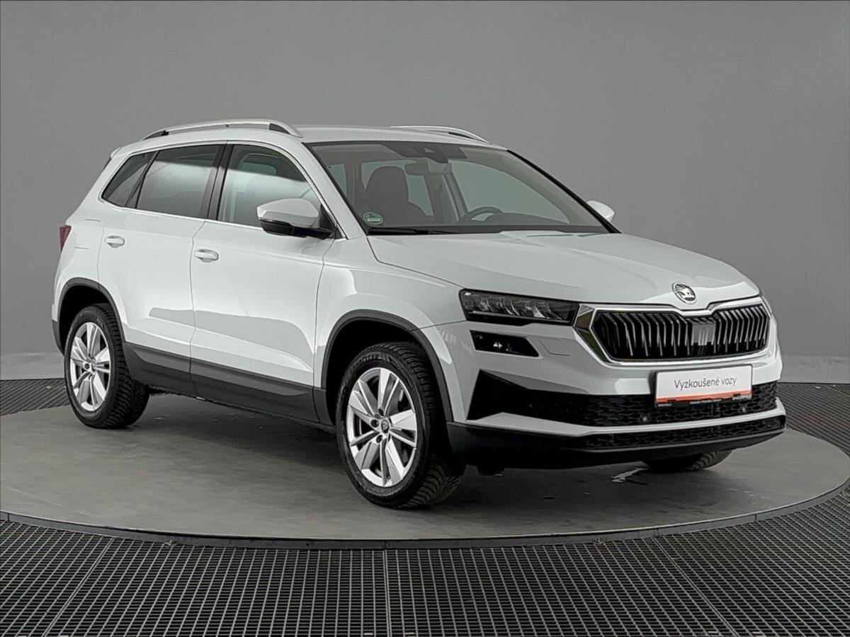 Škoda Karoq SUV / Terénní 1,5 l 110 kw