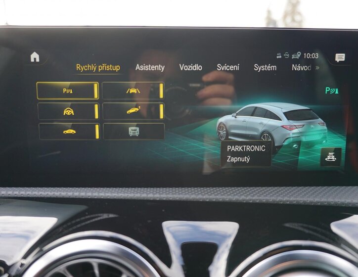 Mercedes-Benz CLA Kombi 2,0 l 225 kw