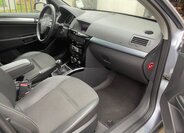 Opel Astra 8