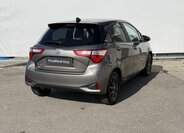 Toyota Yaris Hatchback 1,5 l 82 kw