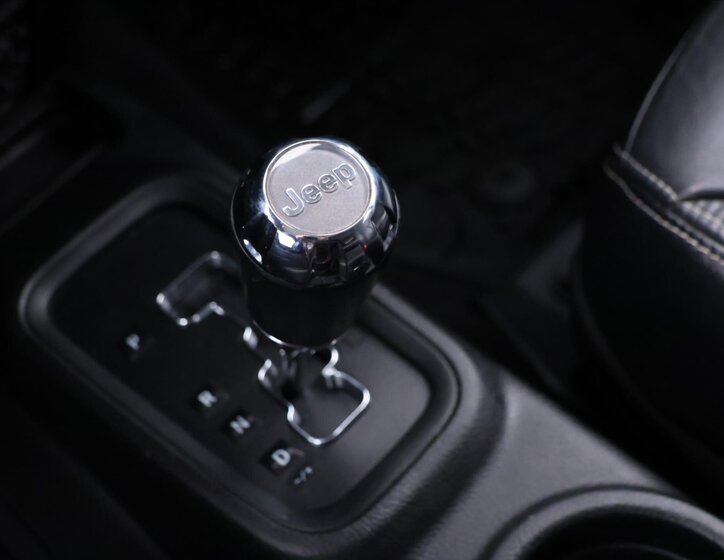 Jeep Wrangler SUV / Terénní 2,8 l 147 kw