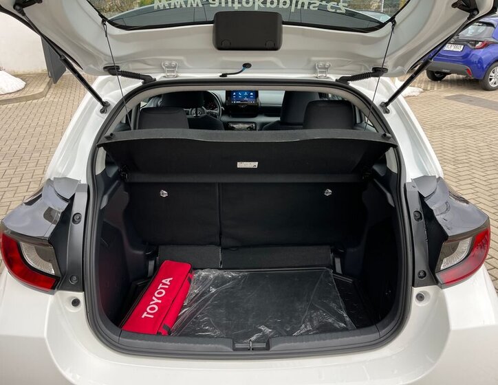 Toyota Yaris Hatchback 1,5 l 68 kw