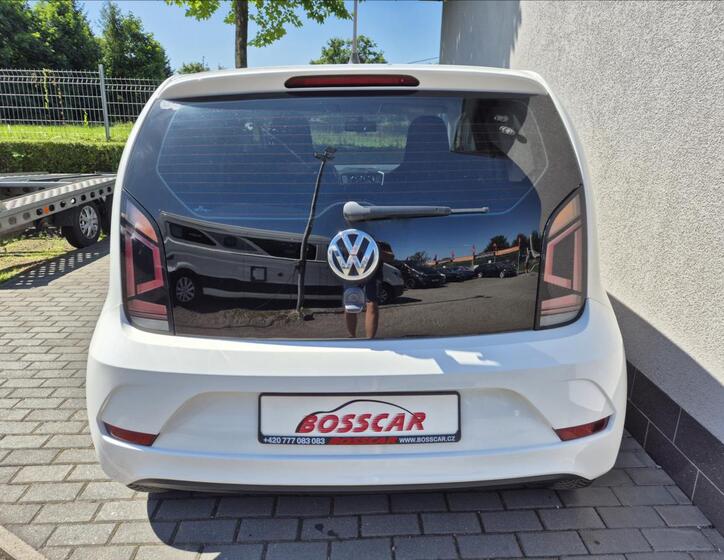 Volkswagen up! 5