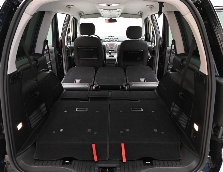 Ford Galaxy MPV 2,0 l 96 kw