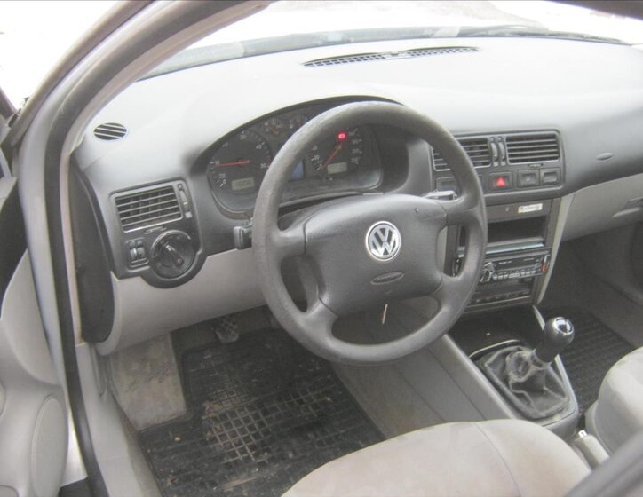 Volkswagen Bora Sedan 1,9 l 50 kw