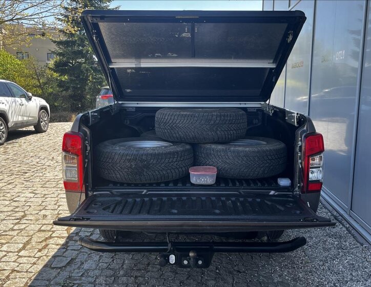 Mitsubishi L200 Pick-up 2,3 l 110 kw
