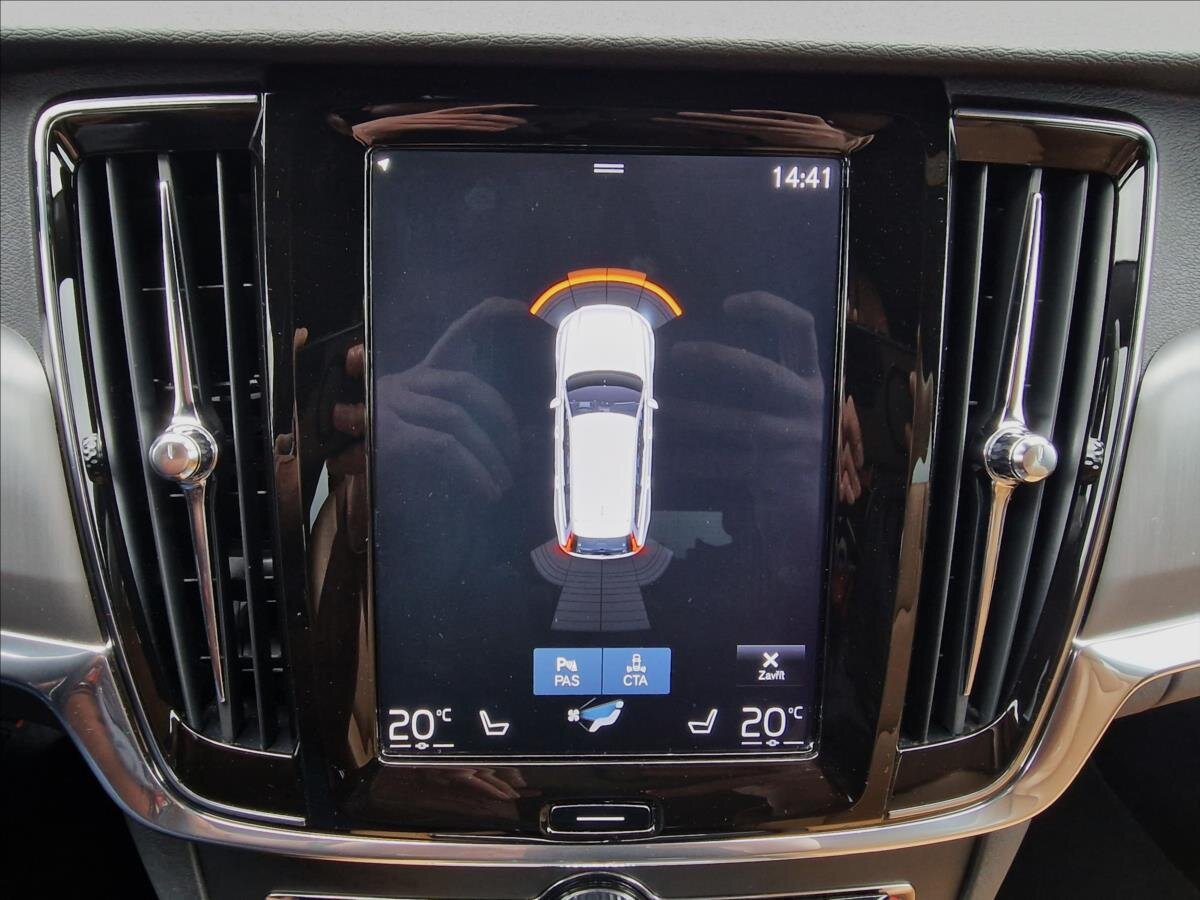 Volvo V90 Kombi 2,0 l 173 kw