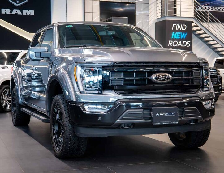 Ford F-150 8