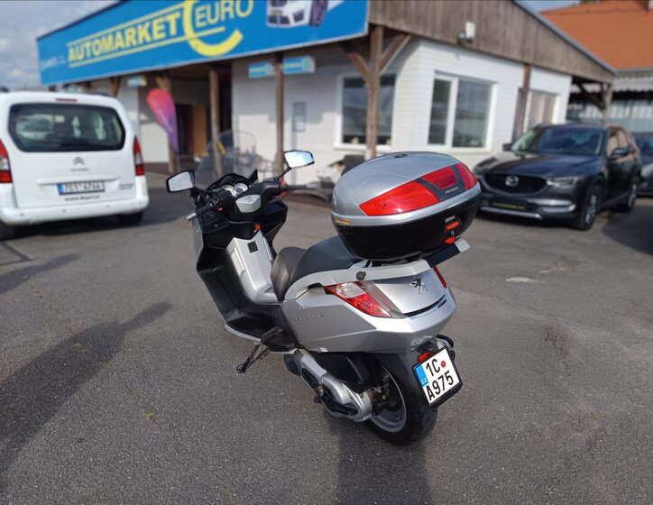 Peugeot Ostatní Ostatní 399,0 24 kw