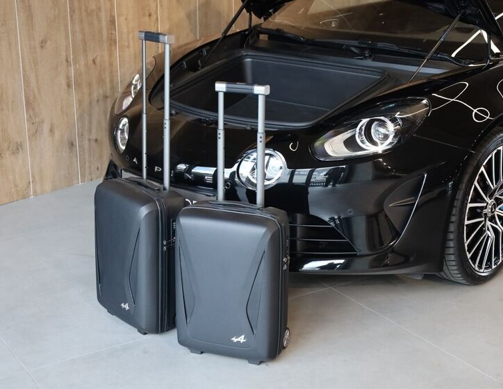 Ostatní Ostatní Kupé 1,8 l 185 kw