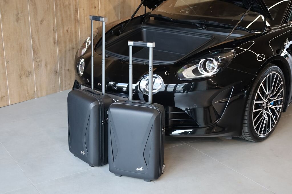 Ostatní Ostatní Kupé 1,8 l 185 kw