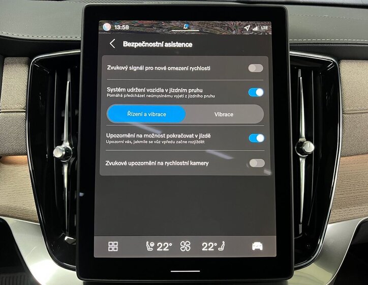 Volvo XC90 SUV / Terénní 2,0 l 184 kw