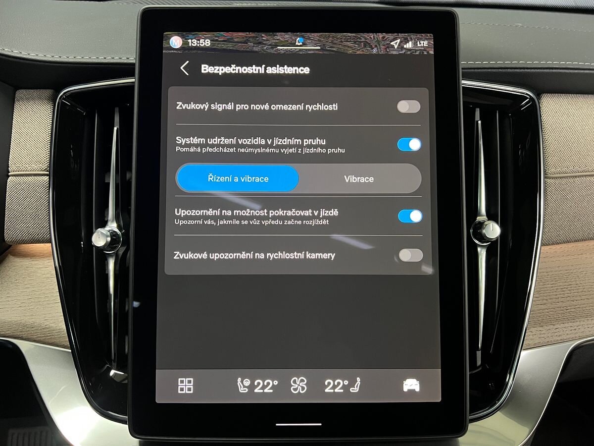 Volvo XC90 SUV / Terénní 2,0 l 184 kw