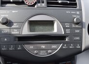 Toyota RAV4 SUV / Terénní 2,2 l 100 kw