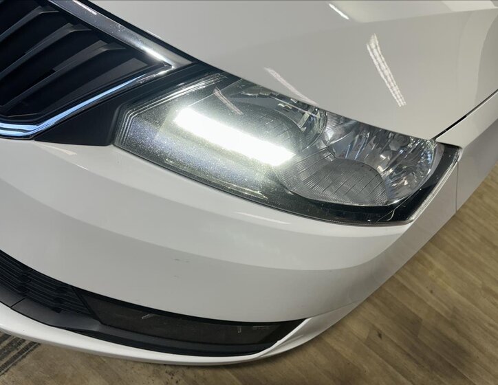 Škoda Rapid Hatchback 999,0 81 kw