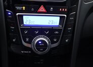 Hyundai i30 Kombi 1,6 l 99 kw