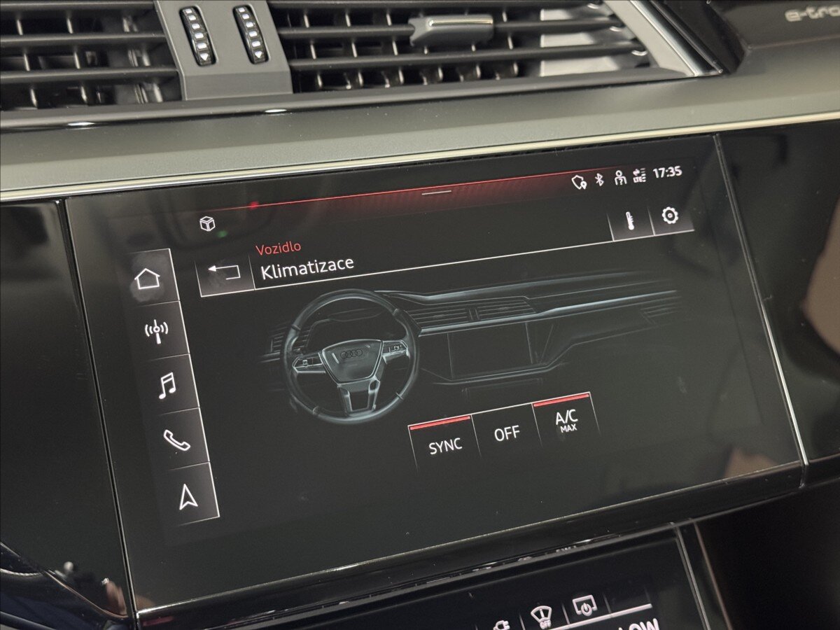 Audi e-tron SUV 0,0 300 kw