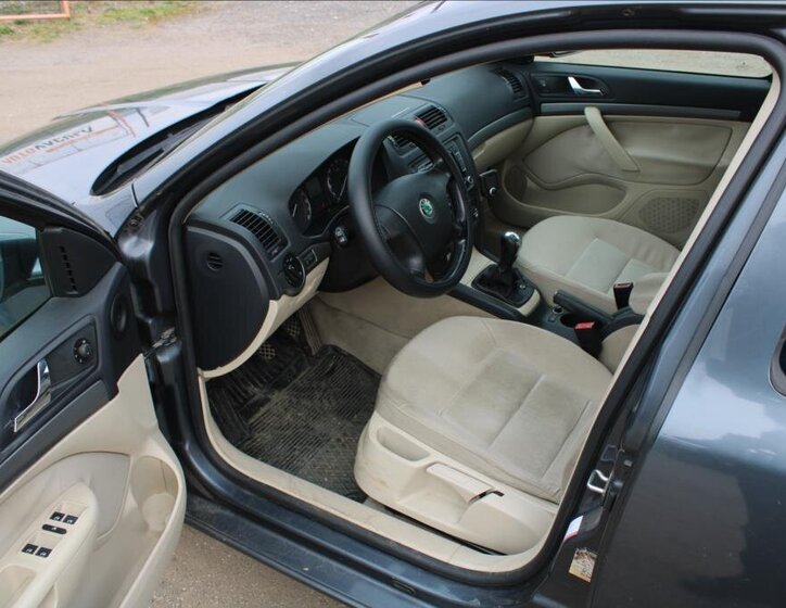 Škoda Octavia Liftback 1,9 l 77 kw