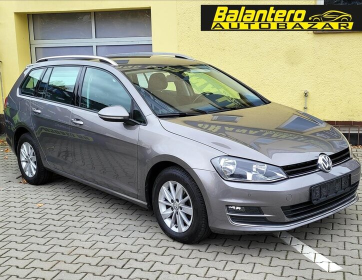 Volkswagen Golf Kombi 1,6 l 81 kw