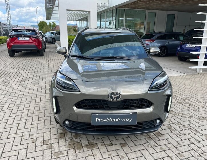 Toyota Yaris Cross SUV / Terénní 1,5 l 68 kw