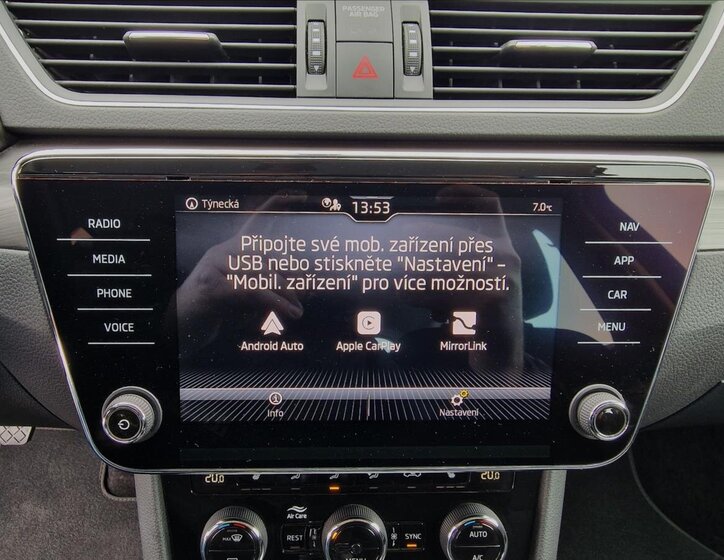 Škoda Superb Kombi 1,5 l 110 kw