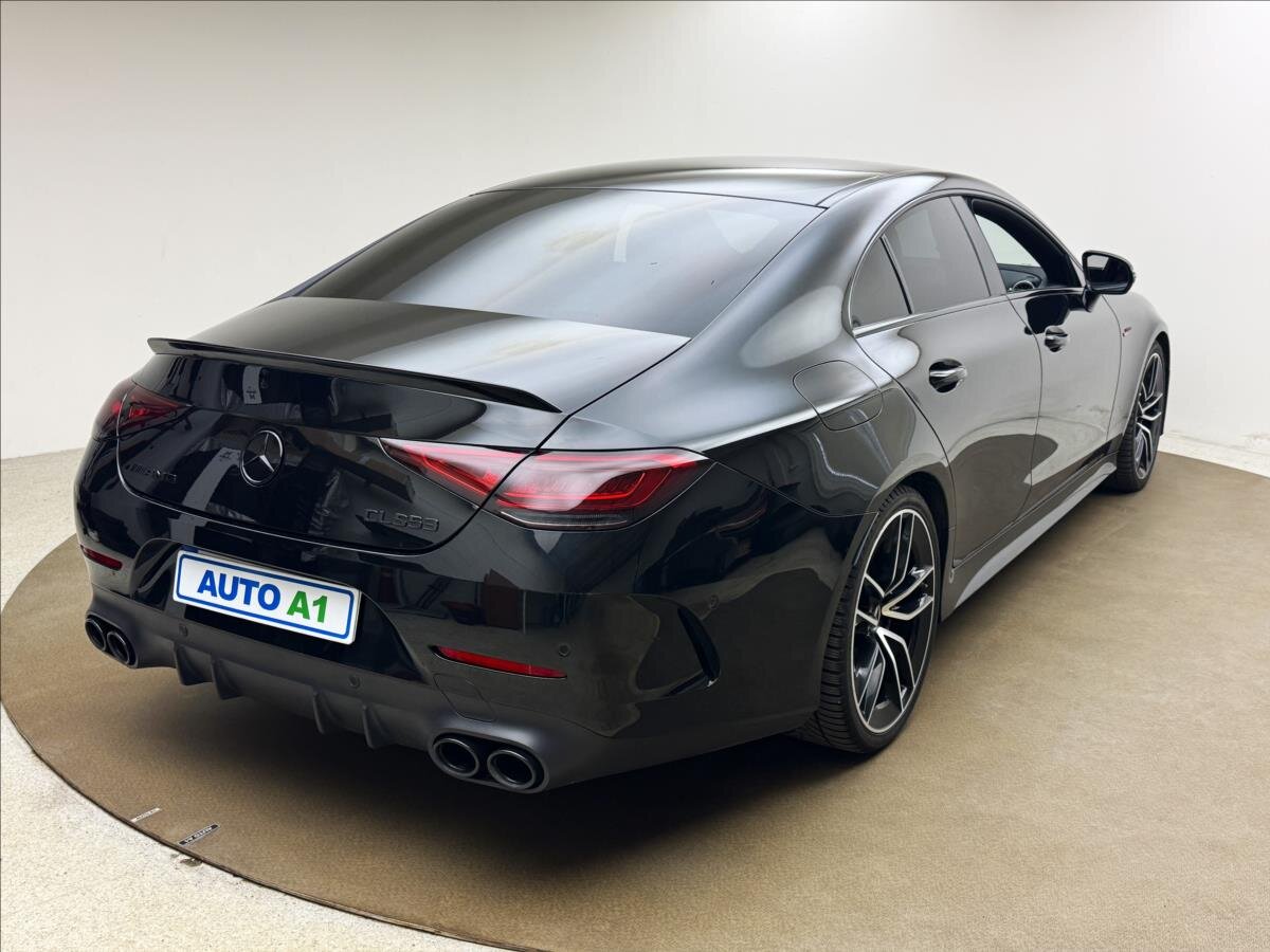 Mercedes-Benz CLS Sedan 3,0 l 320 kw