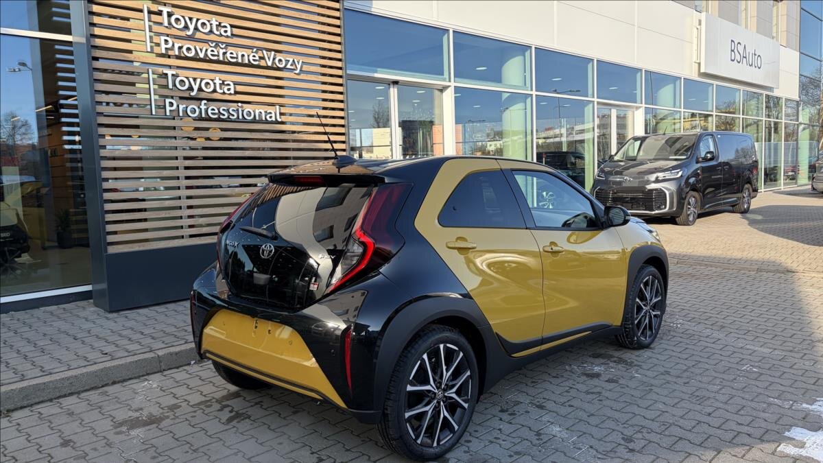 Toyota Aygo Hatchback 1,5 l 85 kw