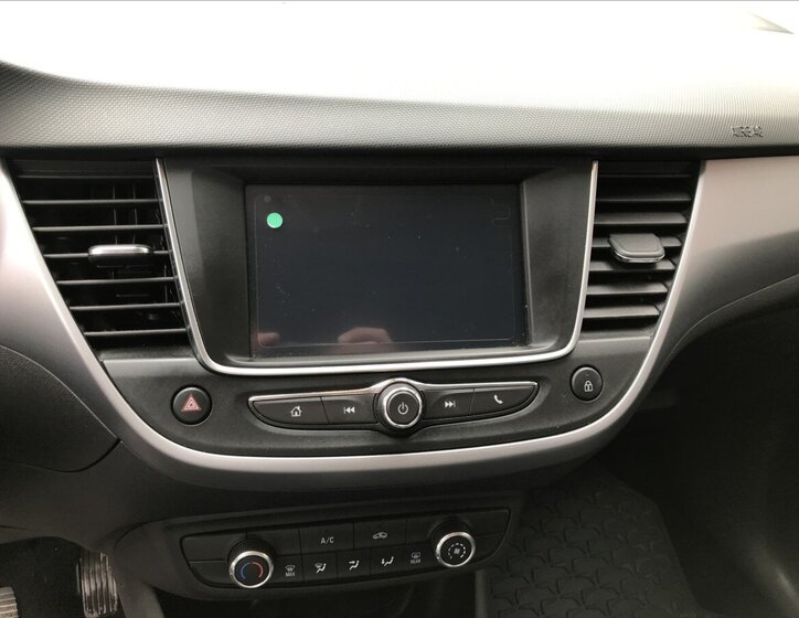 Opel Crossland X Kombi 1,2 l 81 kw