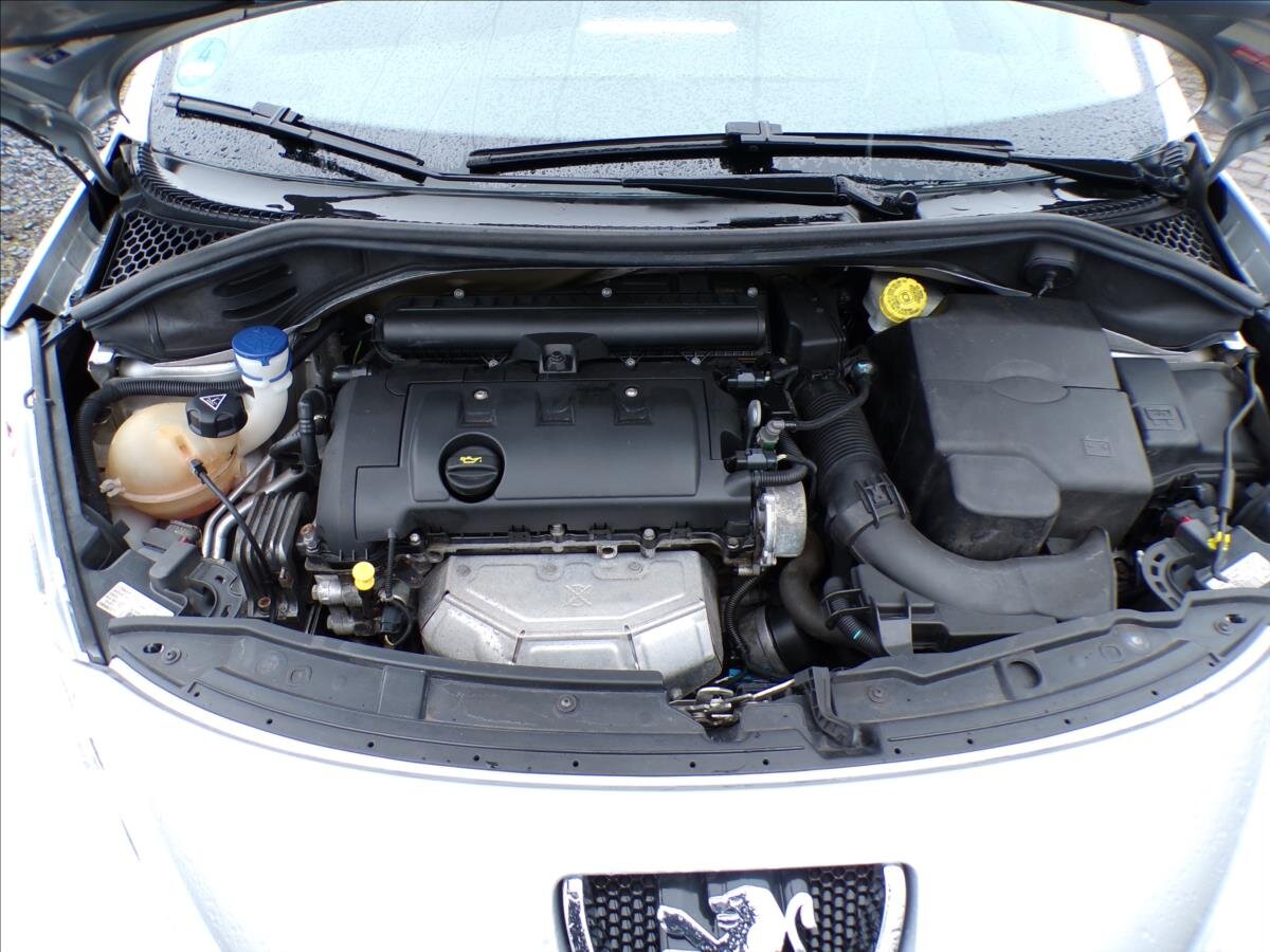 Peugeot 207 Hatchback 1,4 l 70 kw