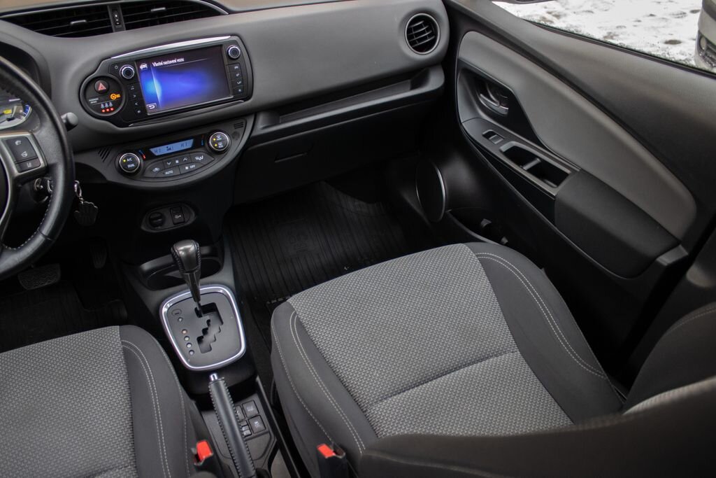 Toyota Yaris Hatchback 1,5 l 74 kw